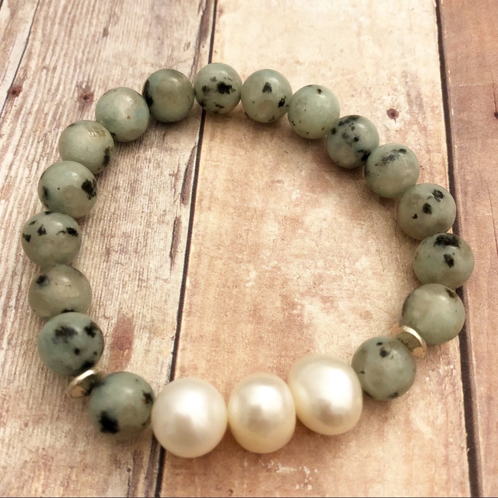 Beaded bracelet